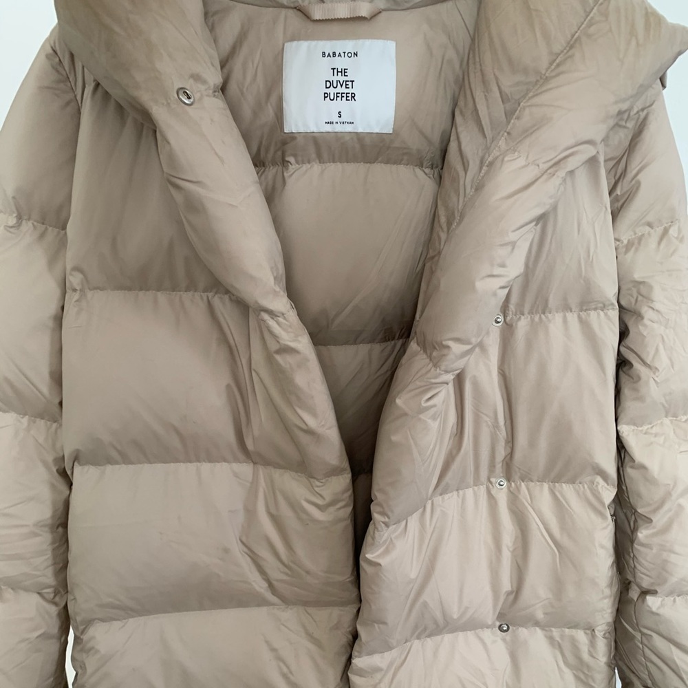 Aritzia Babaton Duvet Puffer Mid